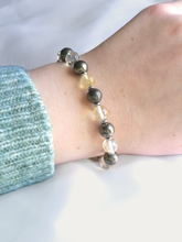 Charger l'image dans la galerie, Bracelet Abondance -portée sur poignée