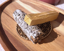 Charger l'image dans la galerie, Coffret Rituel “Ancrage & Élévation” – Sauge Blanche, Palo Santo & Arbre de Vie