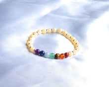Charger l'image dans la galerie, bracelet-harmonie-sacree-7-chakras-jade-jaune-equilibre-lumiere-abondance petit
