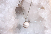 Charger l'image dans la galerie, COLLIER MAGNESITE- Calme / Sérénité