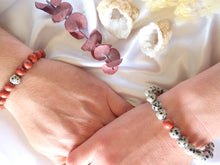 Charger l'image dans la galerie, Bracelet Duo Stimulation en Jaspe Dalmatien et Jaspe Rouge – Énergie et Vitalité pour Couples