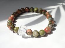 Charger l'image dans la galerie, Bracelet Jaspe Unakite et Cristal de Roche - Lithothérapie, Équilibre et Guérison