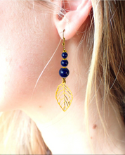 Charger l&#39;image dans la galerie, Boucles d&#39;oreilles Or Zoé LAPIS LAZULI - Communication / Amitié
