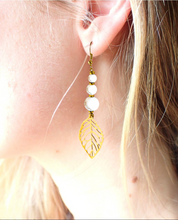 Charger l&#39;image dans la galerie, Boucles d&#39;oreilles Zoe  Or MAGNESITE- Calme / Sérénité
