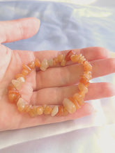 Charger et lire la vidéo dans la visionneuse de la Galerie, Vidéo du bracelet baroque en Aventurine Orange – Présentation du bijou, de ses vertus
