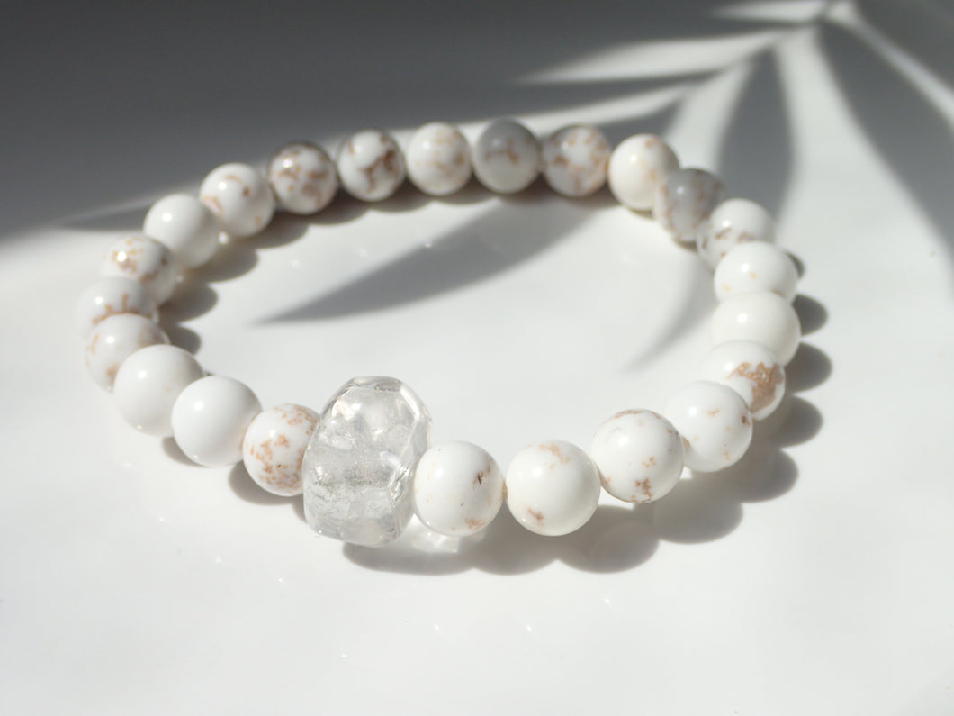 Bracelet Magnésite et Cristal de Roche - Lithothérapie, Apaisement et Harmonie