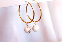 Charger l'image dans la galerie, Boucles d'oreilles Chloé Magnésite – calme et sérénité – Mademoiselle Moana
