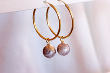 Charger l'image dans la galerie, Boucles d'oreilles Chloé Pierre de Soleil – chance et force vitale – Mademoiselle Moana
