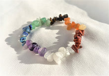 Charger l'image dans la galerie, Bracelet 7 Chakras en pierres naturelles pour l'équilibre énergétique - Mademoiselle Moana

