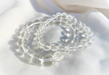 Charger l'image dans la galerie, deux Bracelets Cristal de Roche  Purete Amplification energetique
