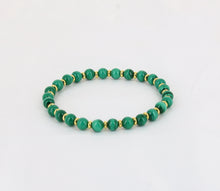 Charger l&#39;image dans la galerie, bracelet malachite separateurs dores
