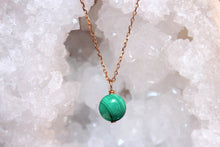 Charger l&#39;image dans la galerie, COLLIER MALACHITE - Protection / Réconfort
