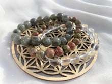 Charger l'image dans la galerie, Fleur de Vie en Bois – Symbole Ancestral et Spirituel
